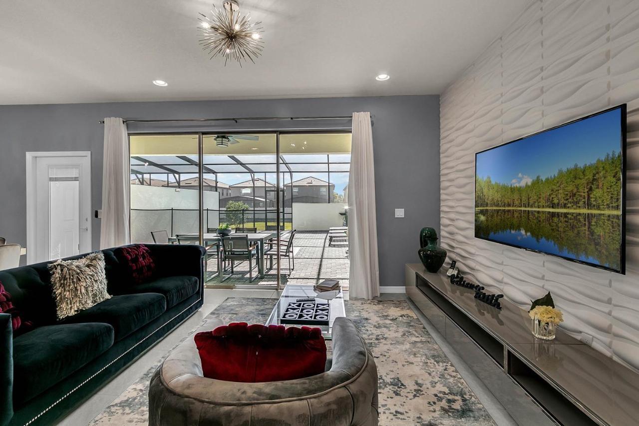 5 Bedrooms - 4,5 Bathrooms - Windsor At Westside 8928 Sa Orlando Kültér fotó