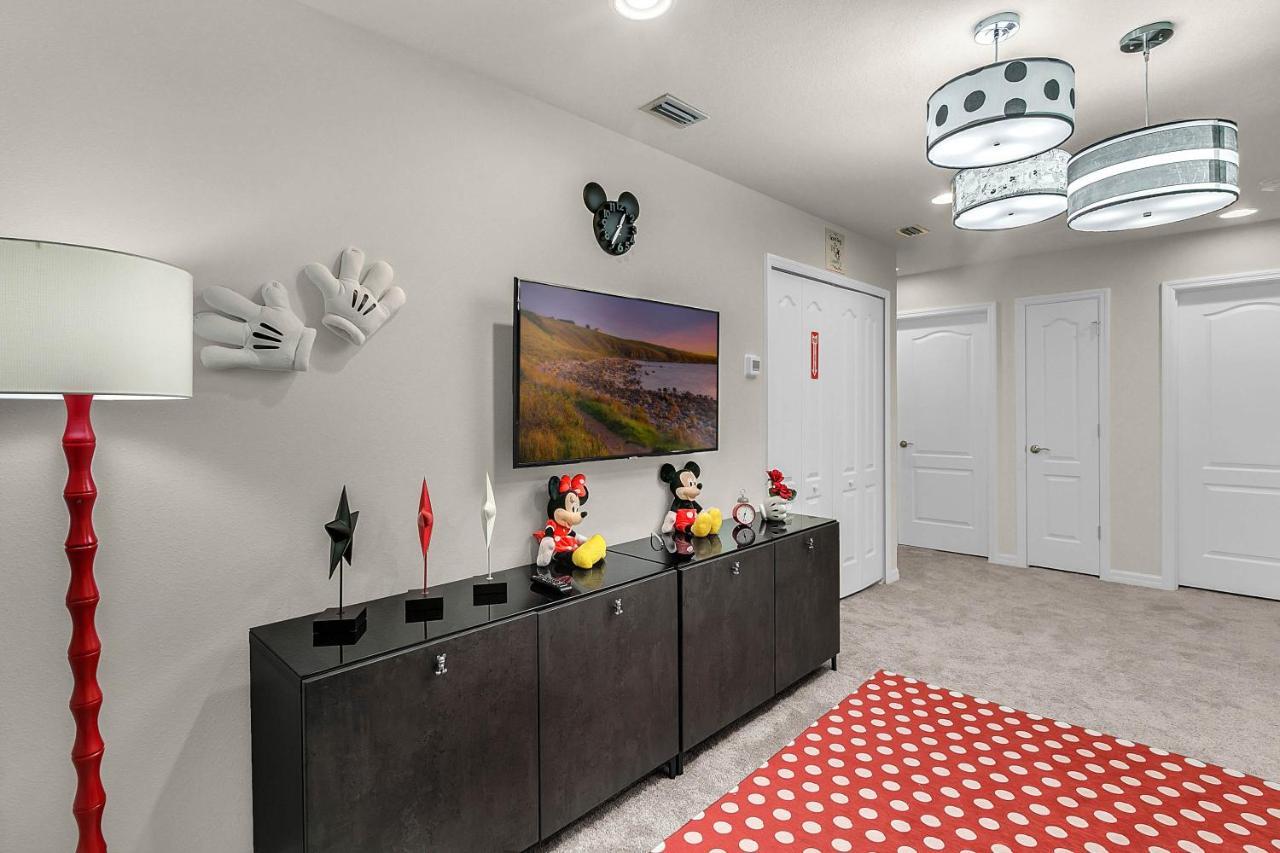 5 Bedrooms - 4,5 Bathrooms - Windsor At Westside 8928 Sa Orlando Kültér fotó