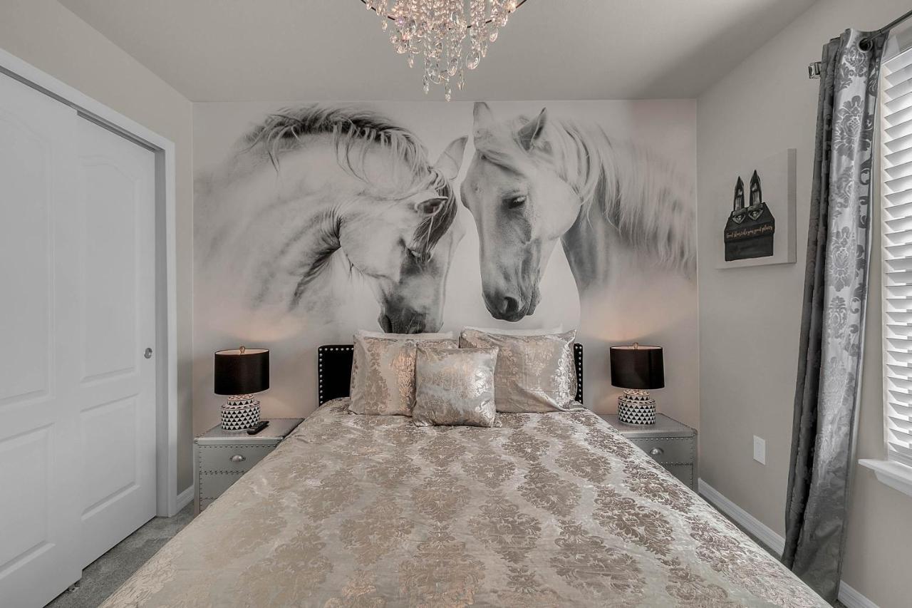 5 Bedrooms - 4,5 Bathrooms - Windsor At Westside 8928 Sa Orlando Kültér fotó