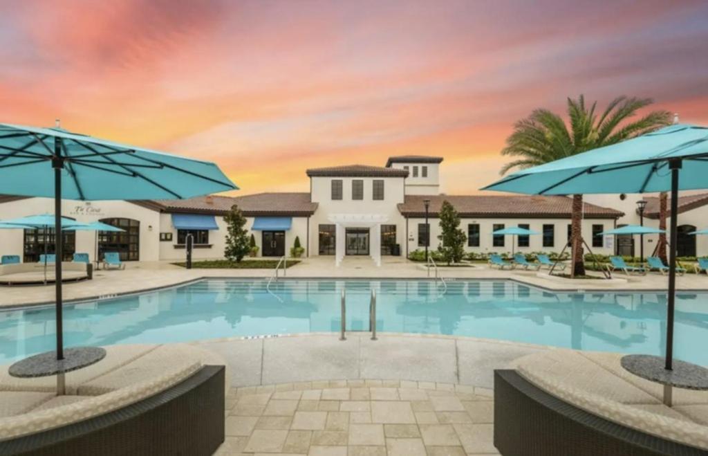 5 Bedrooms - 4,5 Bathrooms - Windsor At Westside 8928 Sa Orlando Kültér fotó