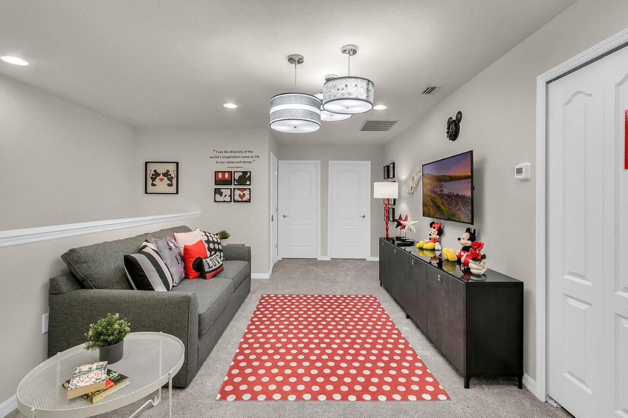 5 Bedrooms - 4,5 Bathrooms - Windsor At Westside 8928 Sa Orlando Kültér fotó